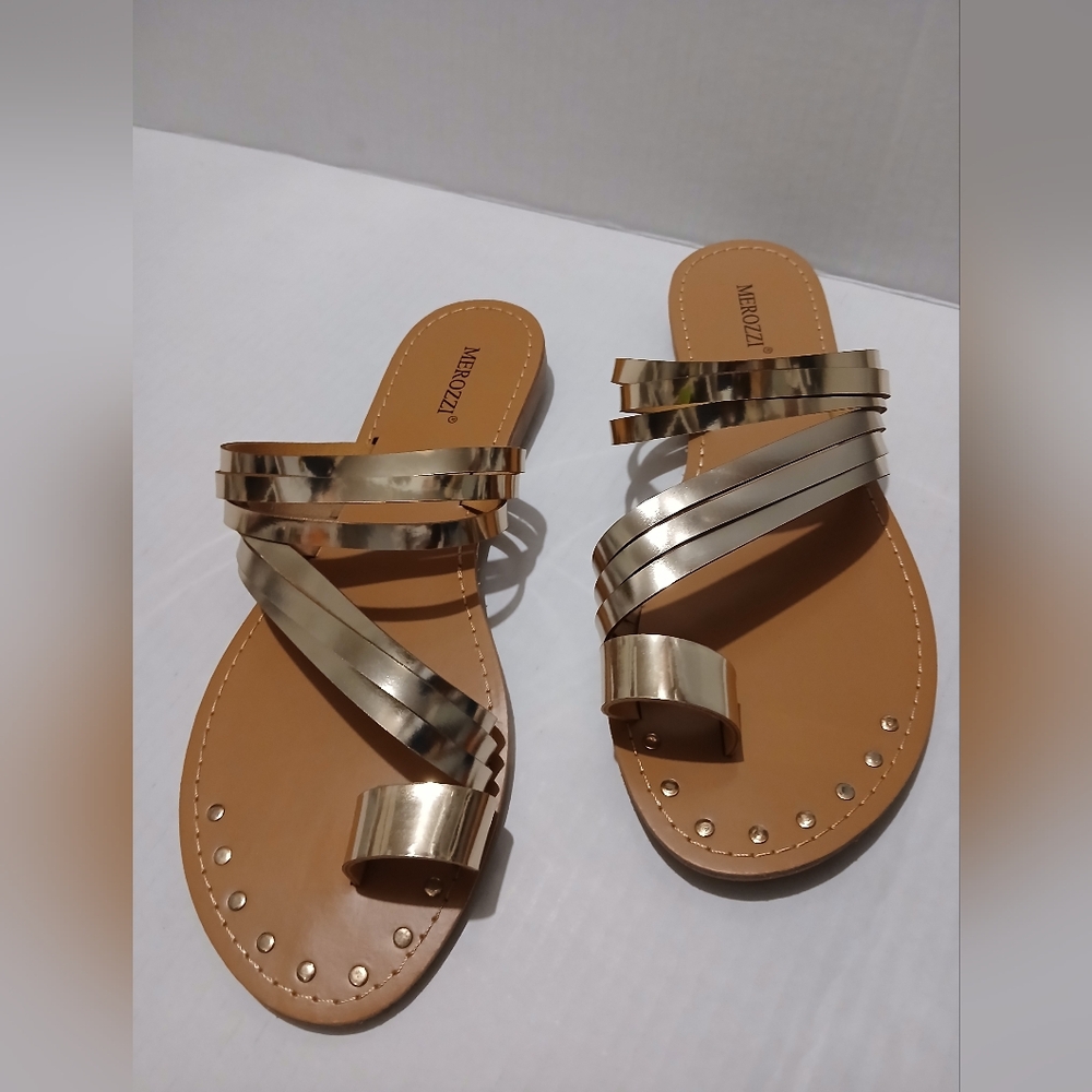 Merozzi Open Toes Flat  Color Gold Sandals Size 9